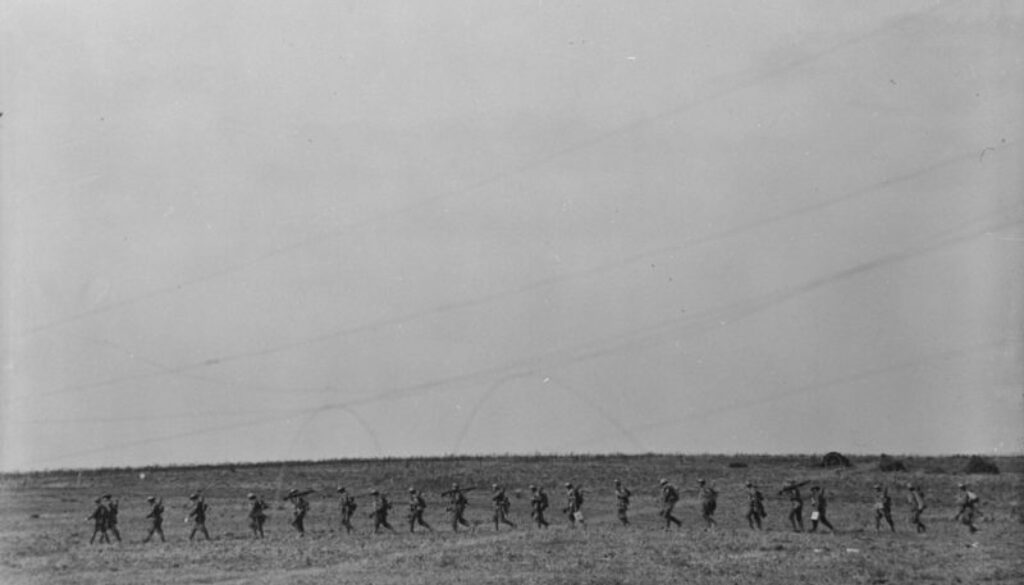 189_Canadians moving over the battlefield towards Cambrai. Advance East of Arras. October, 1918